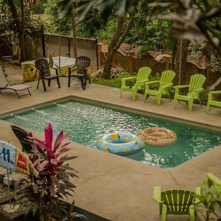 Casa Pura Vida Surf Hostel - Tamarindo Costa Rica エクステリア 写真