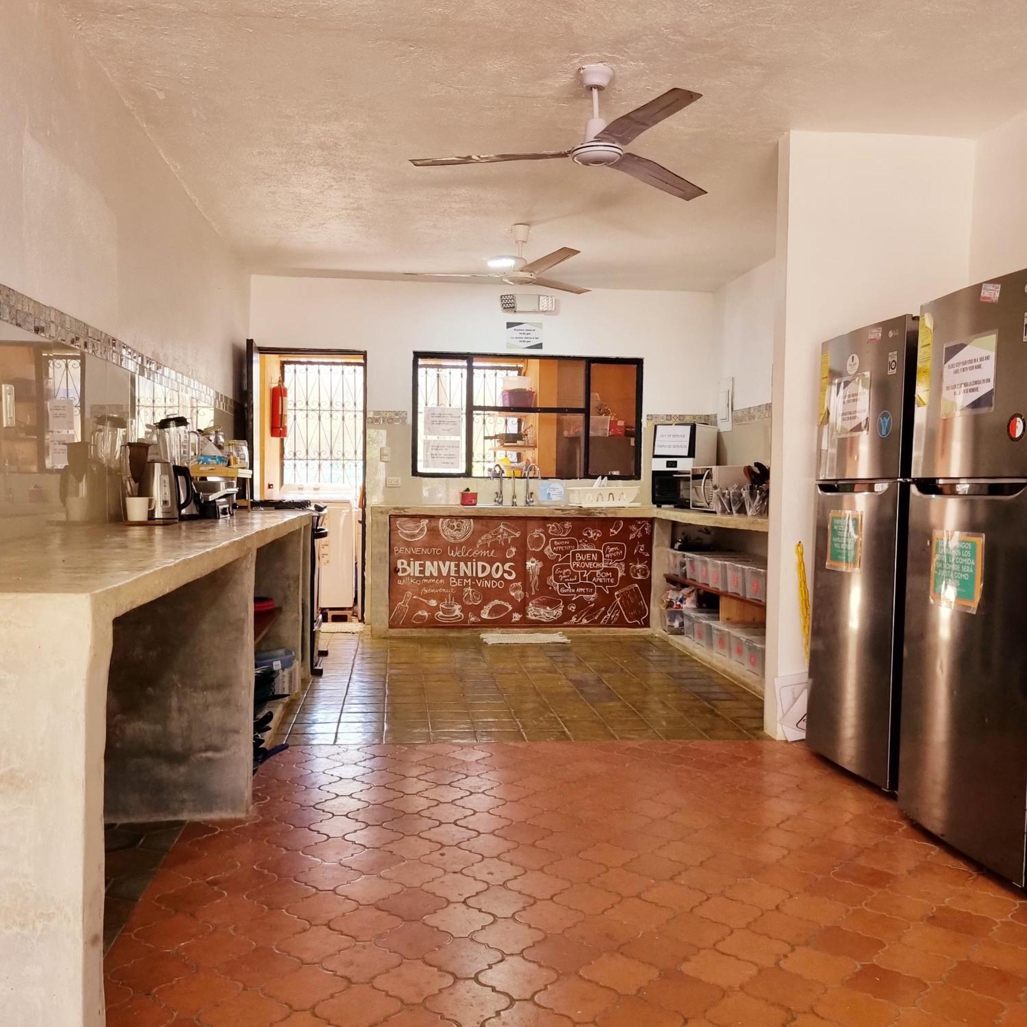Casa Pura Vida Surf Hostel - Tamarindo Costa Rica エクステリア 写真