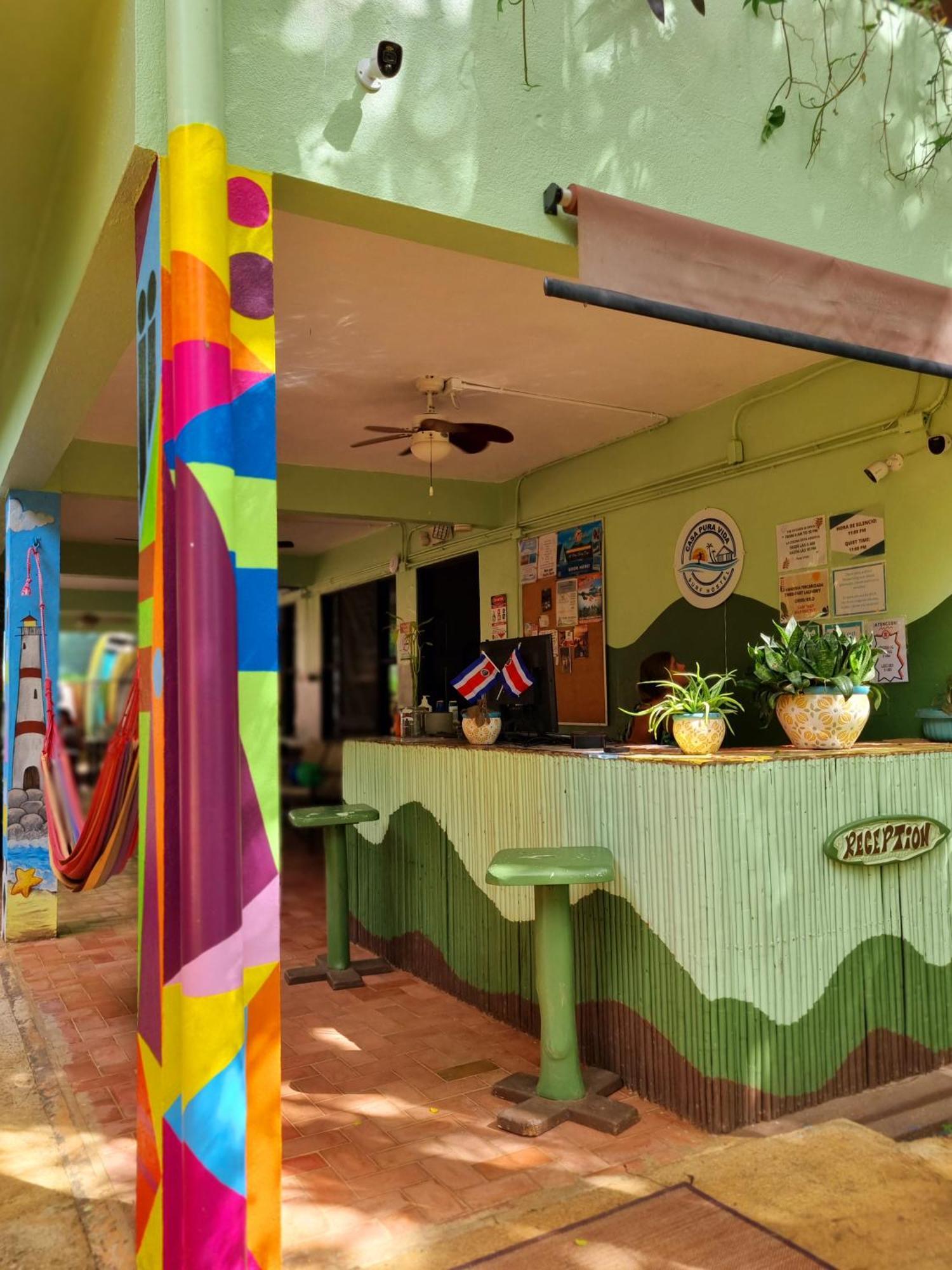 Casa Pura Vida Surf Hostel - Tamarindo Costa Rica エクステリア 写真