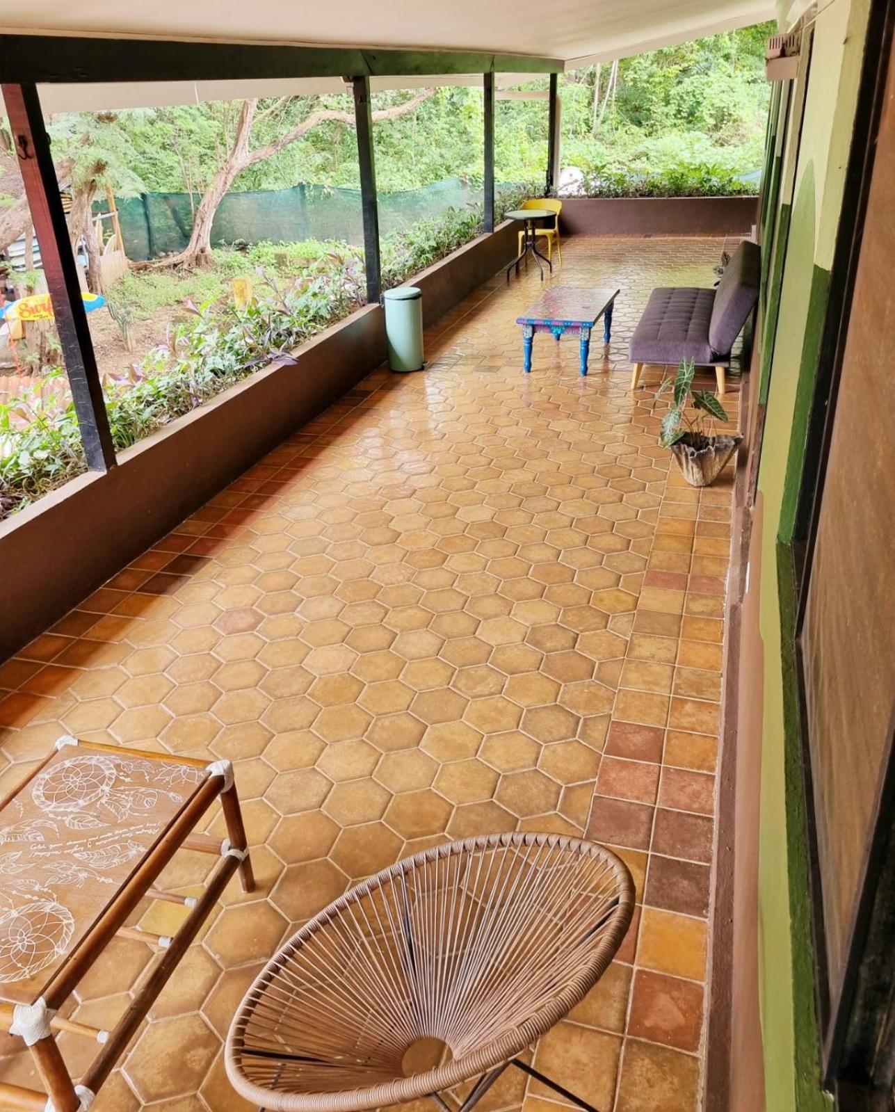 Casa Pura Vida Surf Hostel - Tamarindo Costa Rica エクステリア 写真
