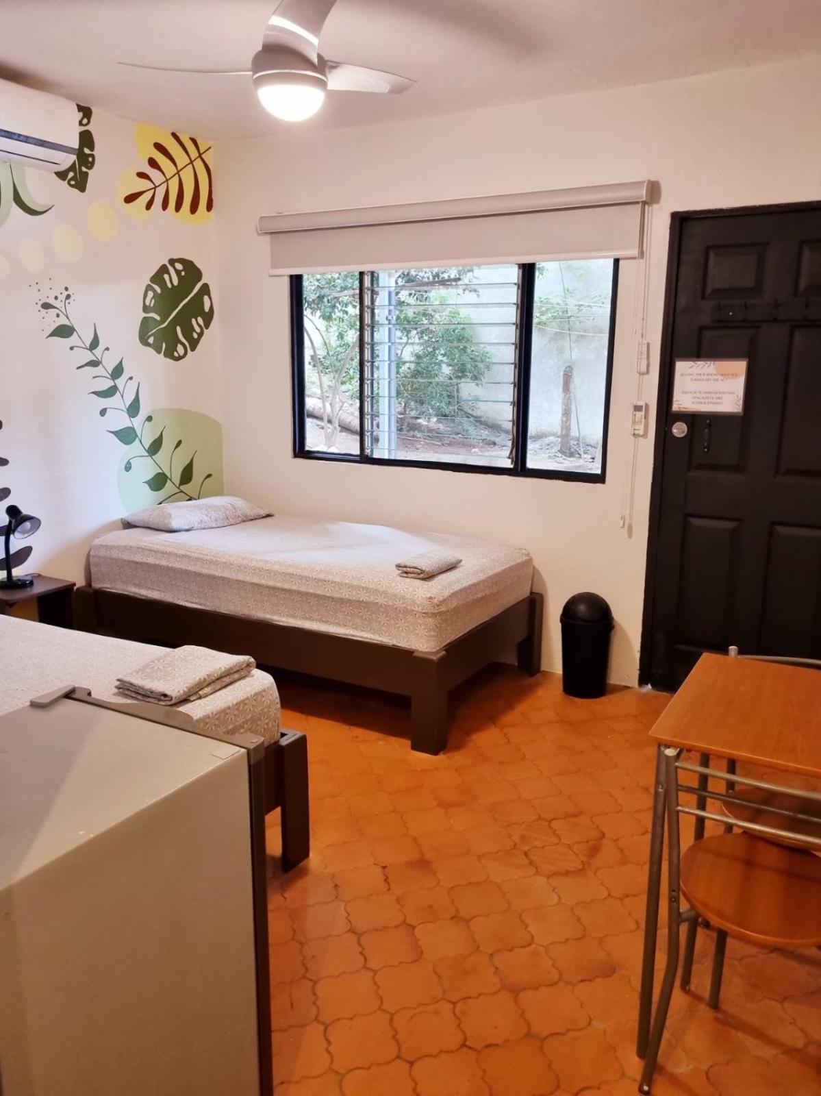 Casa Pura Vida Surf Hostel - Tamarindo Costa Rica エクステリア 写真